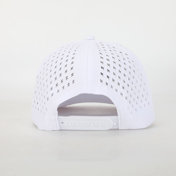 FINISH LINE WHITE ADVENTURE SNAPBACK // WATER-RESISTANT