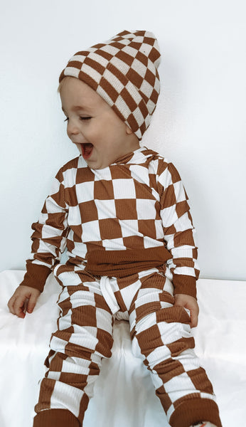 Ribbed Check Collection: Camel Jogger Set