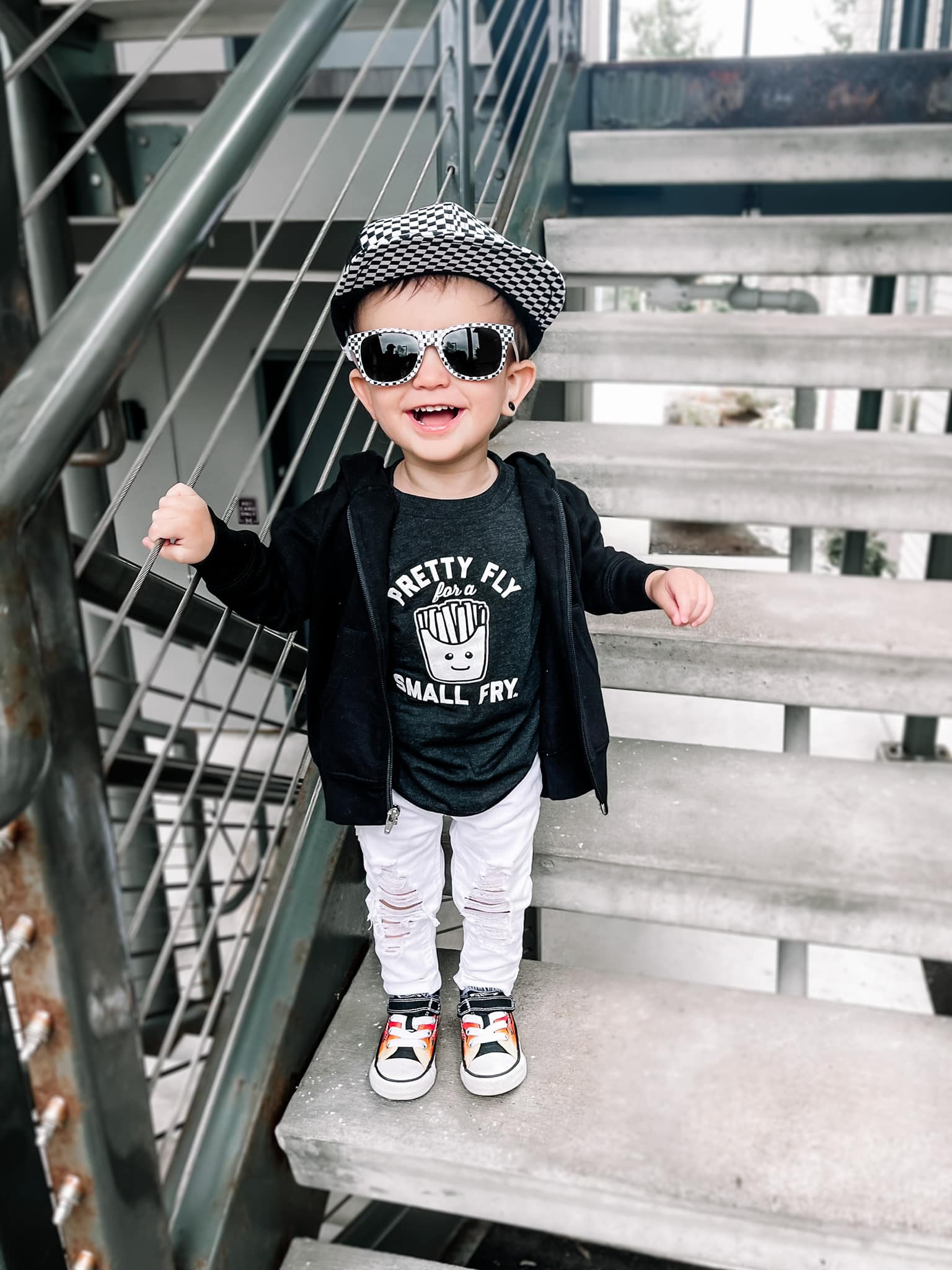 Kids oversized sunglasses online